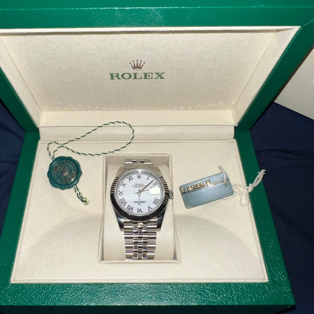 Rolex fluted bezel jubilee datejust 41mm white face